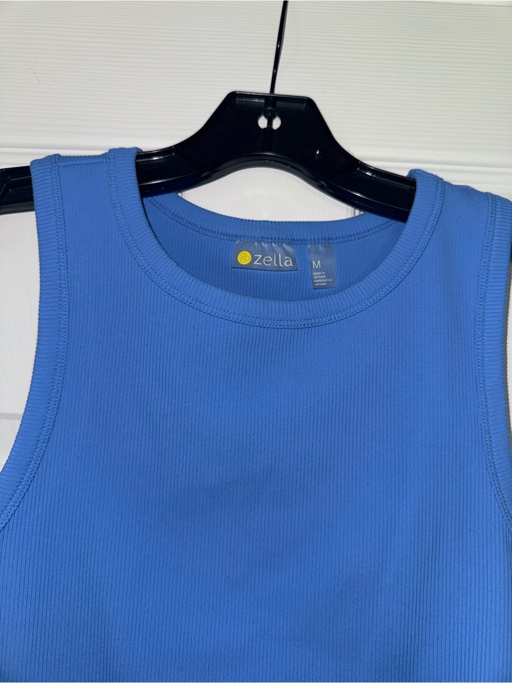 NWT Zella Live In Bright Blue Cropped Tank - Picture 3 of 4